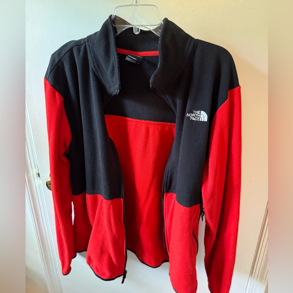 The North Face fleece jacket - Picture 2 of 4